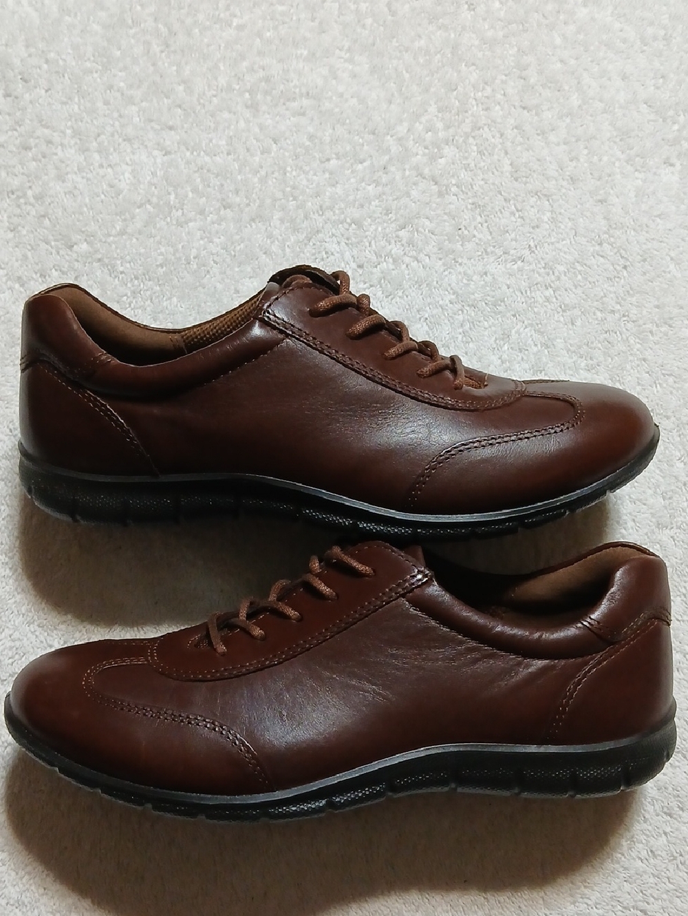 Ecco Brown Leather Lace-Up Walking Shoes Size 38 Womans
